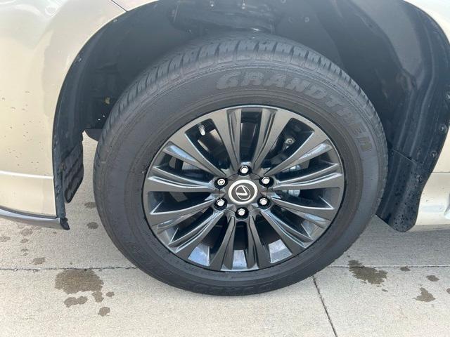 used 2022 Lexus GX 460 car, priced at $54,999