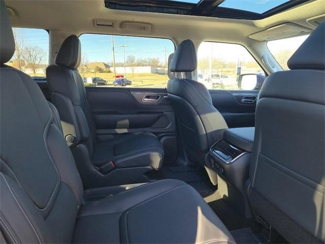 new 2025 INFINITI QX80 car, priced at $75,985