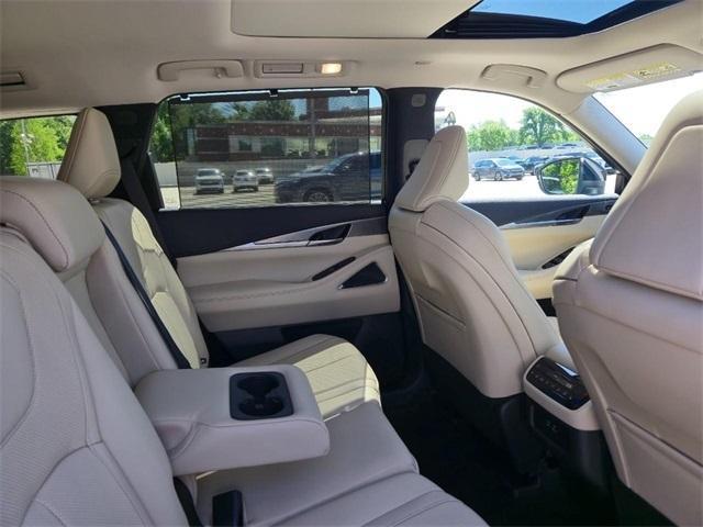 new 2025 INFINITI QX60 car, priced at $59,104