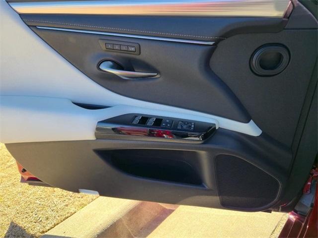 used 2024 Lexus ES 350 car, priced at $42,499
