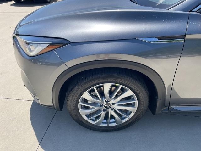 new 2025 INFINITI QX50 car, priced at $42,032