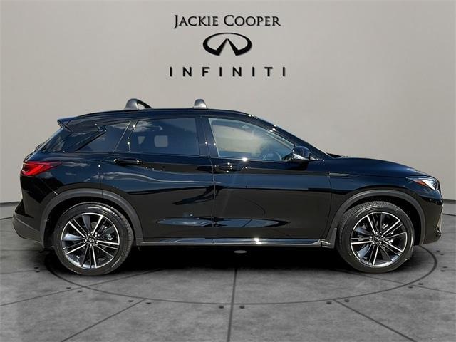 new 2025 INFINITI QX50 car, priced at $45,643