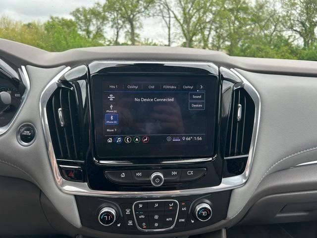 used 2020 Chevrolet Traverse car, priced at $27,499
