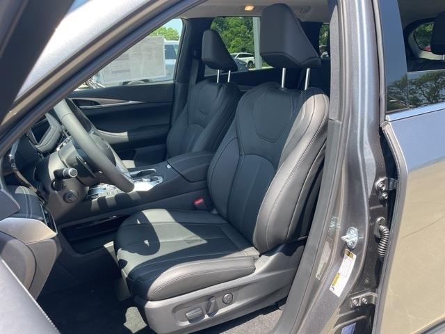 new 2025 INFINITI QX60 car, priced at $56,464