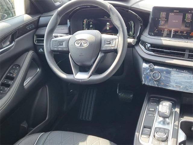 new 2025 INFINITI QX60 car, priced at $62,333