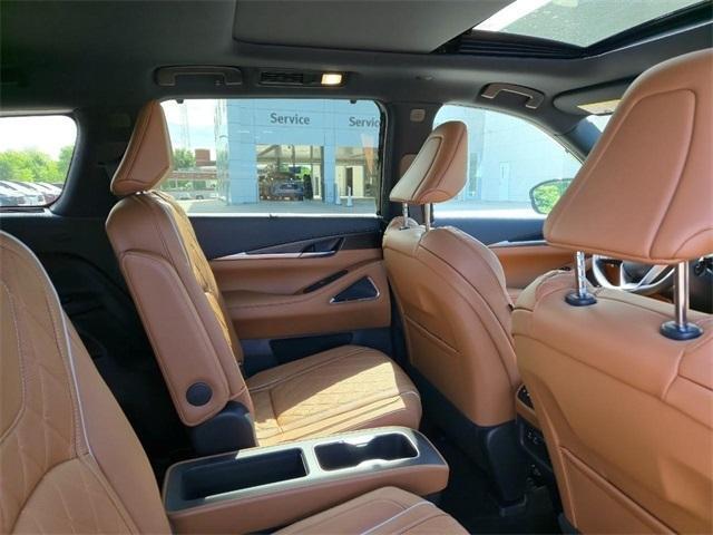 new 2025 INFINITI QX60 car, priced at $62,373