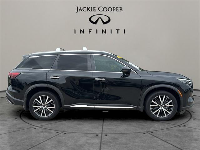 used 2025 INFINITI QX60 car, priced at $46,999