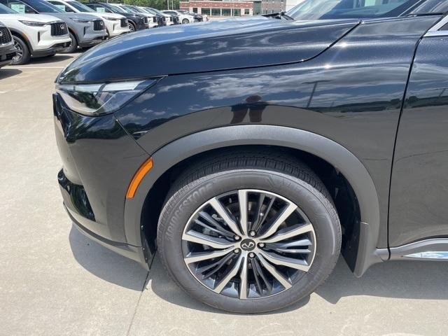 new 2025 INFINITI QX60 car, priced at $62,373