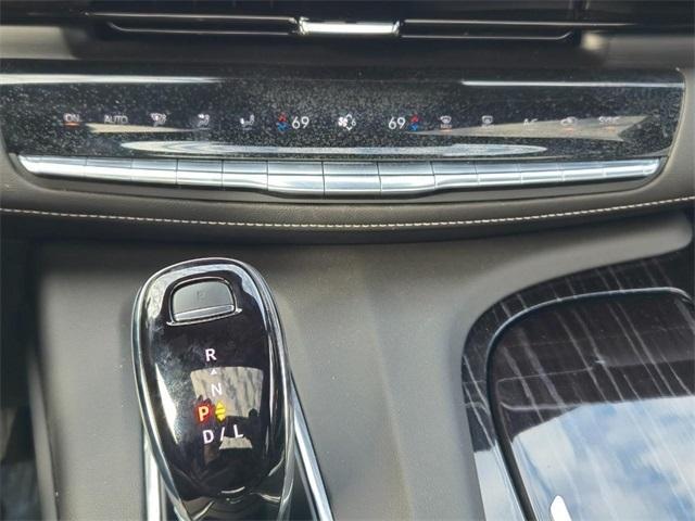 used 2023 Cadillac Escalade ESV car, priced at $76,291