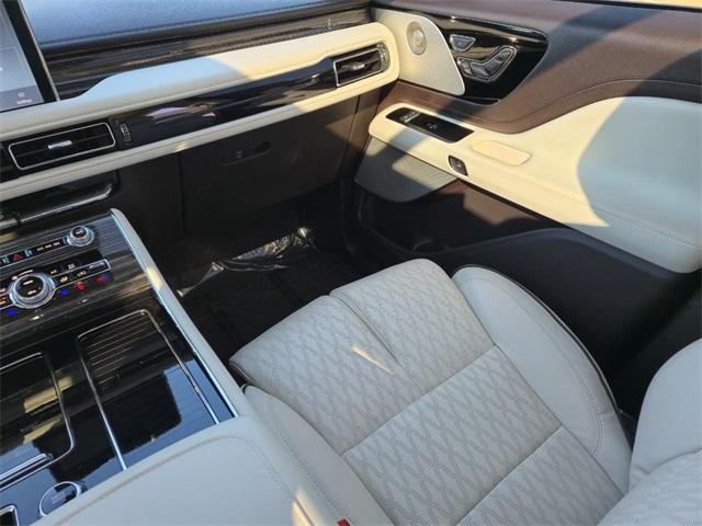 used 2024 Lincoln Aviator car, priced at $73,499