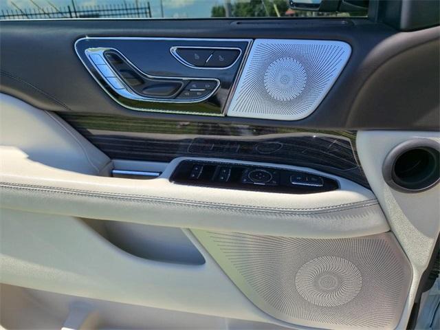 used 2024 Lincoln Navigator car, priced at $88,987