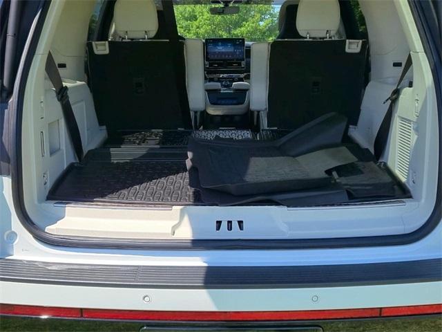 used 2024 Lincoln Navigator car, priced at $88,987