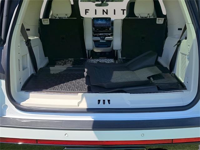 used 2024 Lincoln Navigator car, priced at $88,987