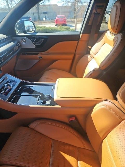 used 2023 Lincoln Aviator car, priced at $61,978