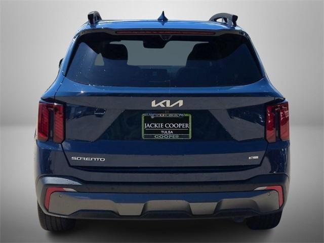 used 2024 Kia Sorento car, priced at $38,997