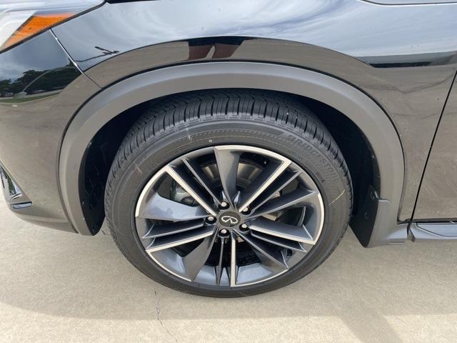 new 2025 INFINITI QX50 car, priced at $49,360