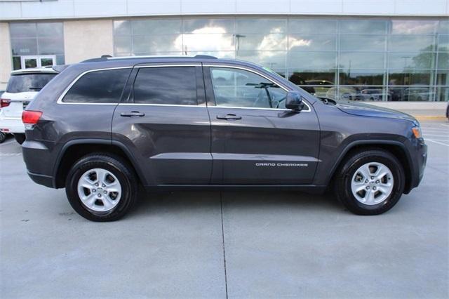 used 2015 Jeep Grand Cherokee car, priced at $15,800