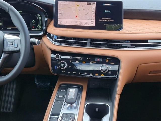 new 2025 INFINITI QX60 car, priced at $62,293