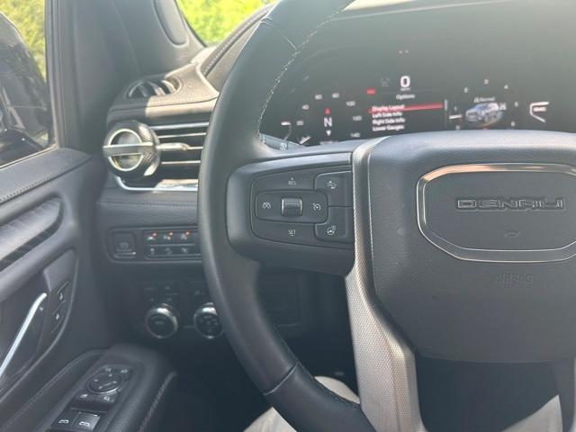 used 2023 GMC Yukon car, priced at $62,499