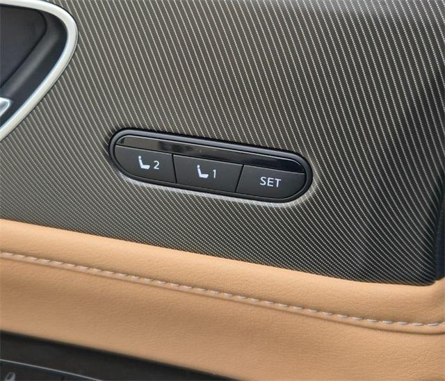 new 2025 INFINITI QX80 car, priced at $80,100