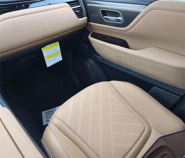new 2025 INFINITI QX80 car, priced at $80,100