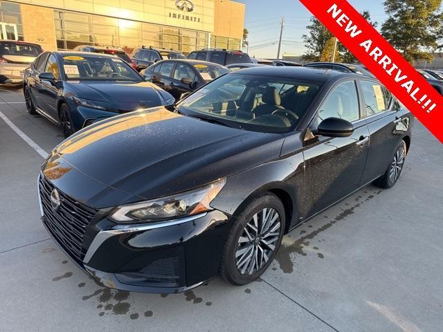 used 2023 Nissan Altima car, priced at $20,500