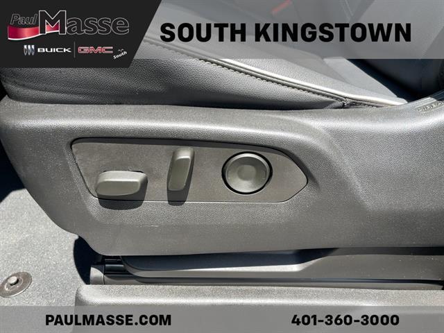 used 2022 GMC Yukon car, priced at $54,988