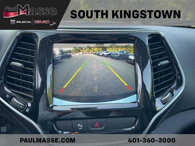 used 2019 Jeep Cherokee car