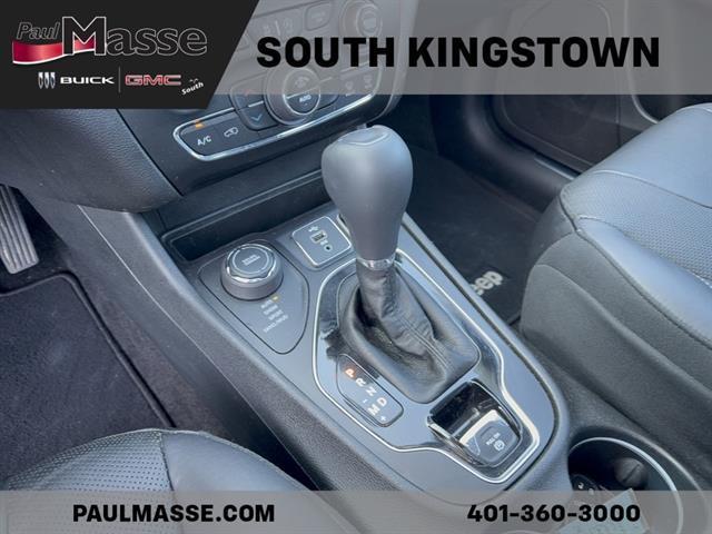 used 2019 Jeep Cherokee car