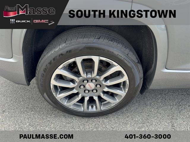 used 2021 GMC Acadia car, priced at $23,988