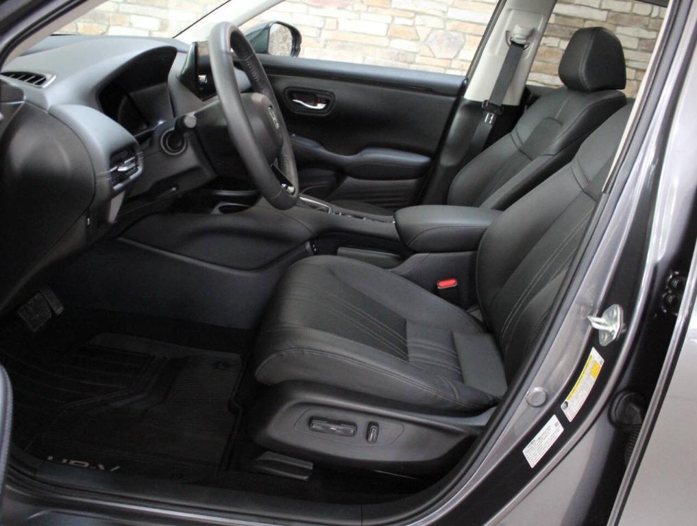 used 2024 Honda HR-V car, priced at $30,900