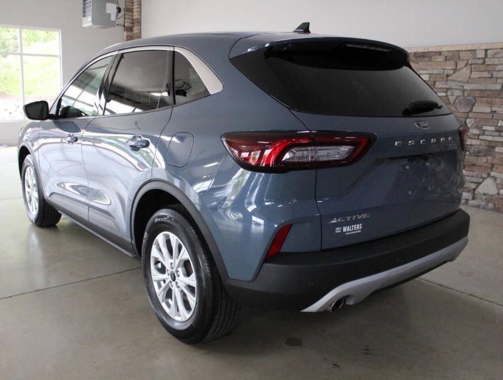 used 2023 Ford Escape car, priced at $28,900
