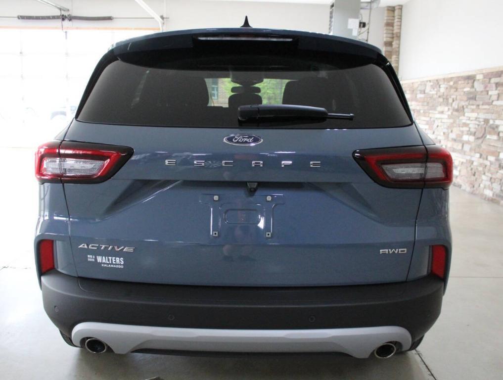 used 2023 Ford Escape car, priced at $28,900