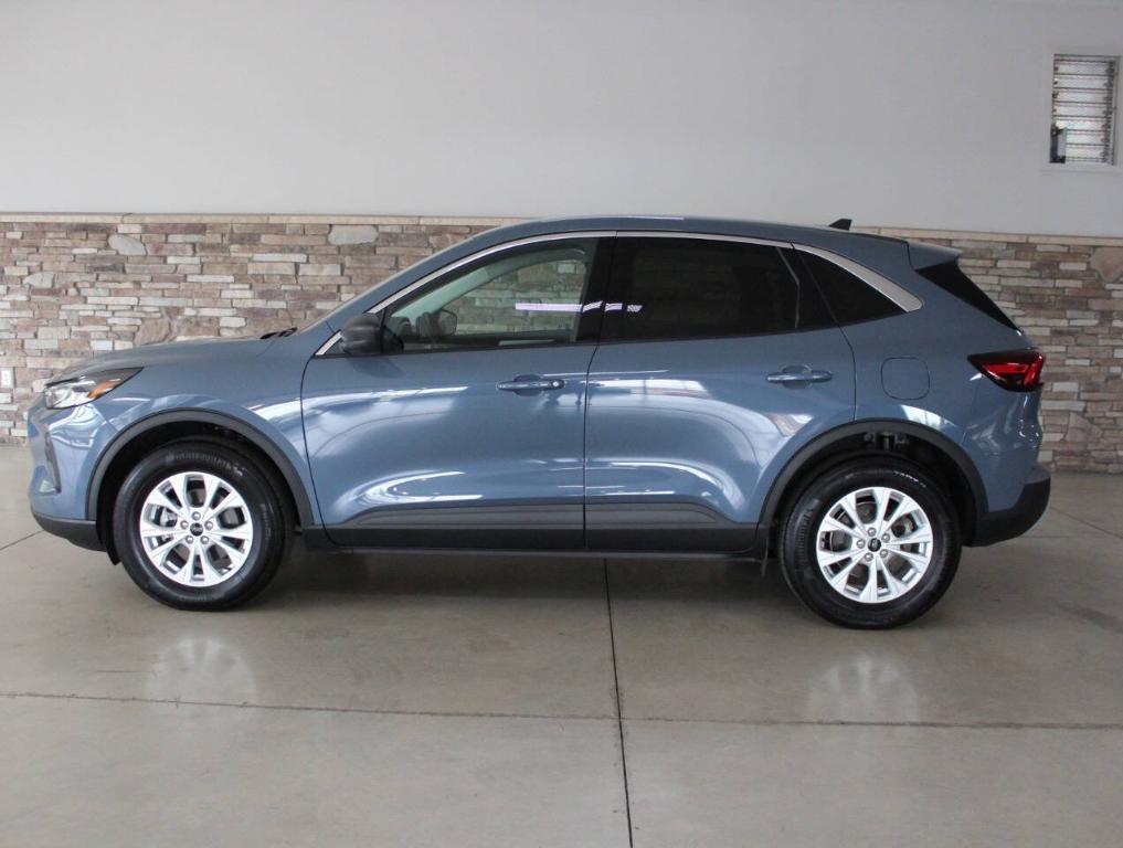 used 2023 Ford Escape car, priced at $28,900