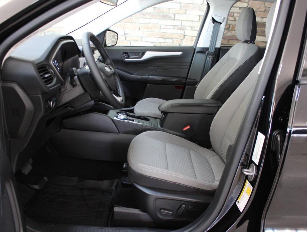 used 2022 Ford Escape car, priced at $26,900