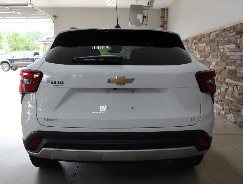 used 2024 Chevrolet Trax car, priced at $23,900