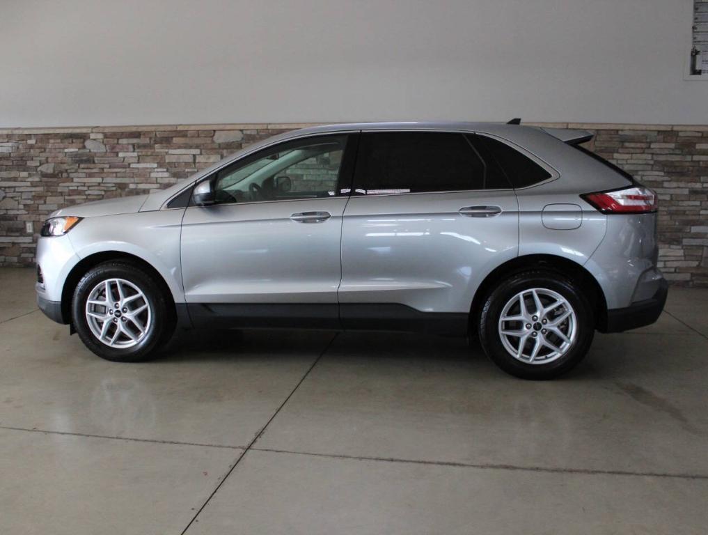 used 2024 Ford Edge car, priced at $32,900