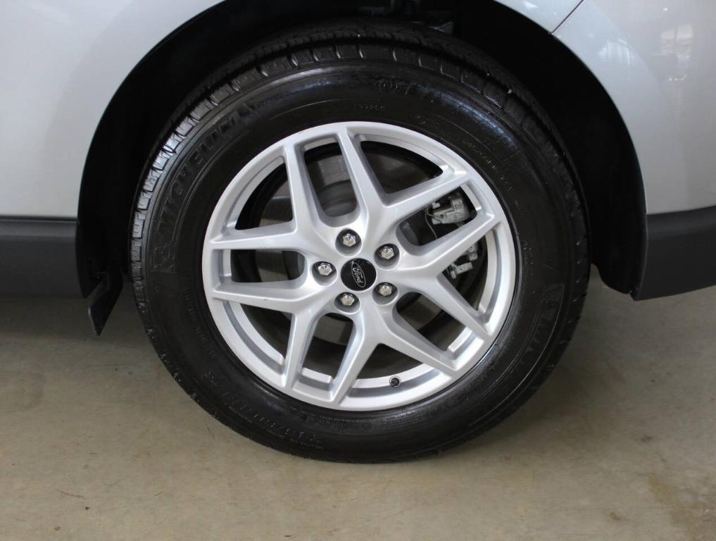 used 2024 Ford Edge car, priced at $32,900