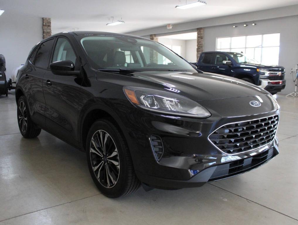 used 2022 Ford Escape car, priced at $26,900