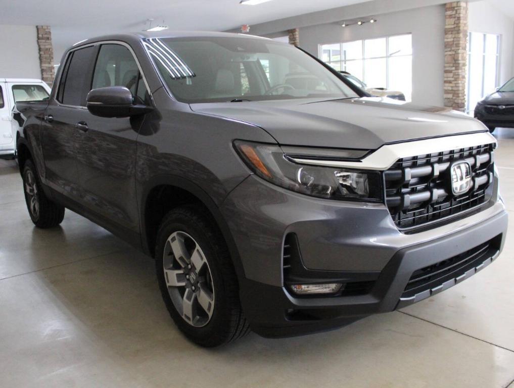 used 2025 Honda Ridgeline car, priced at $39,800