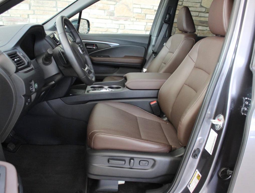 used 2025 Honda Ridgeline car, priced at $39,800