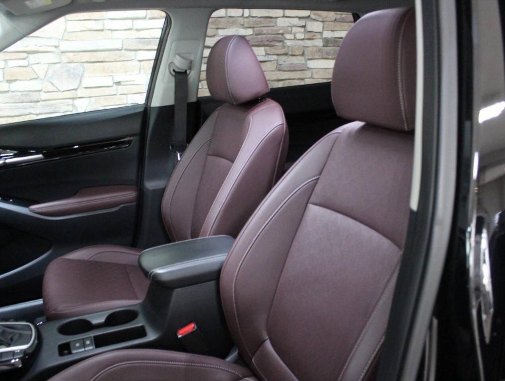 used 2023 Kia Seltos car, priced at $28,900