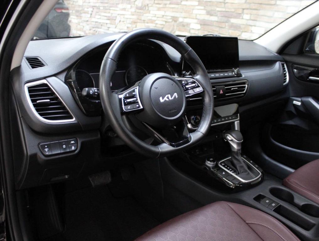 used 2023 Kia Seltos car, priced at $28,900