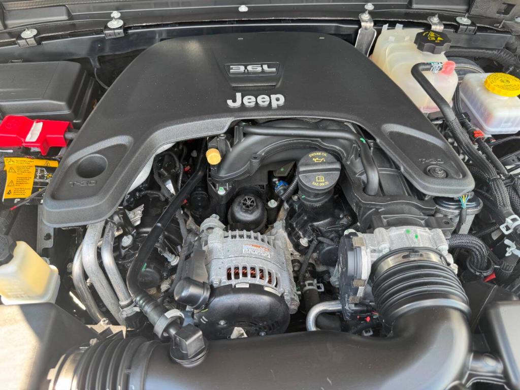 used 2021 Jeep Wrangler Unlimited car, priced at $35,900
