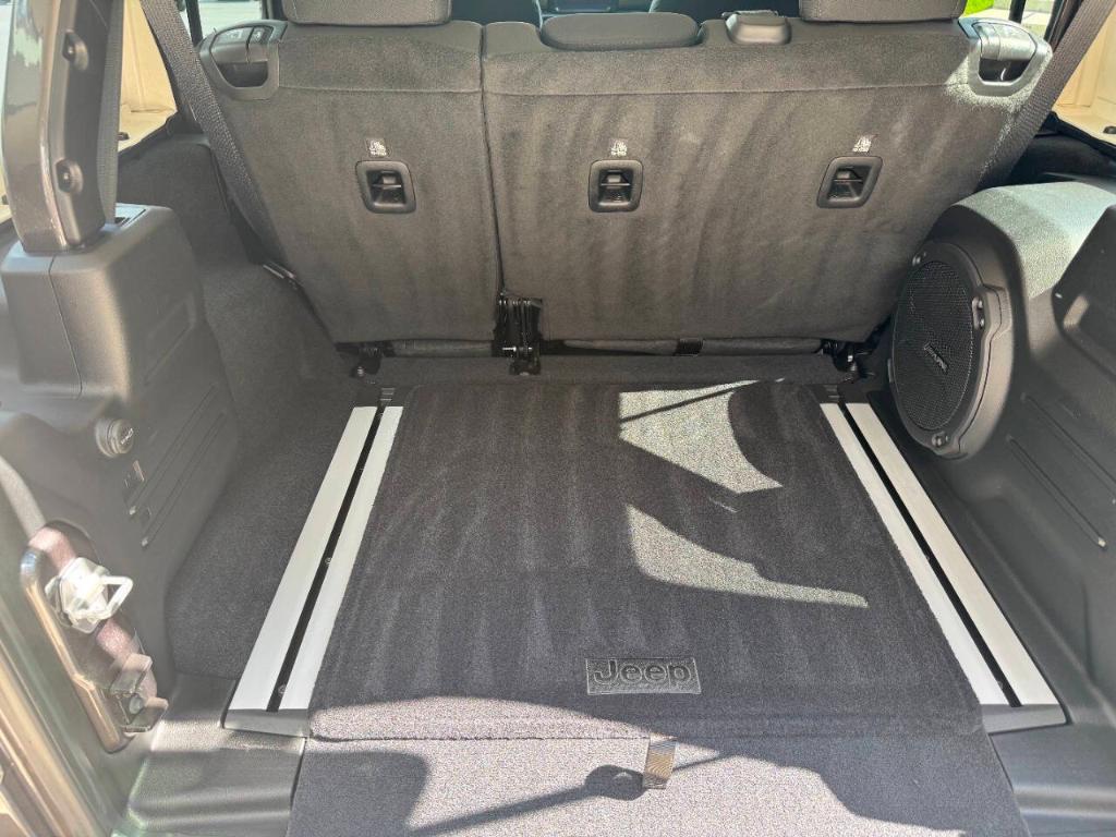 used 2021 Jeep Wrangler Unlimited car, priced at $35,900