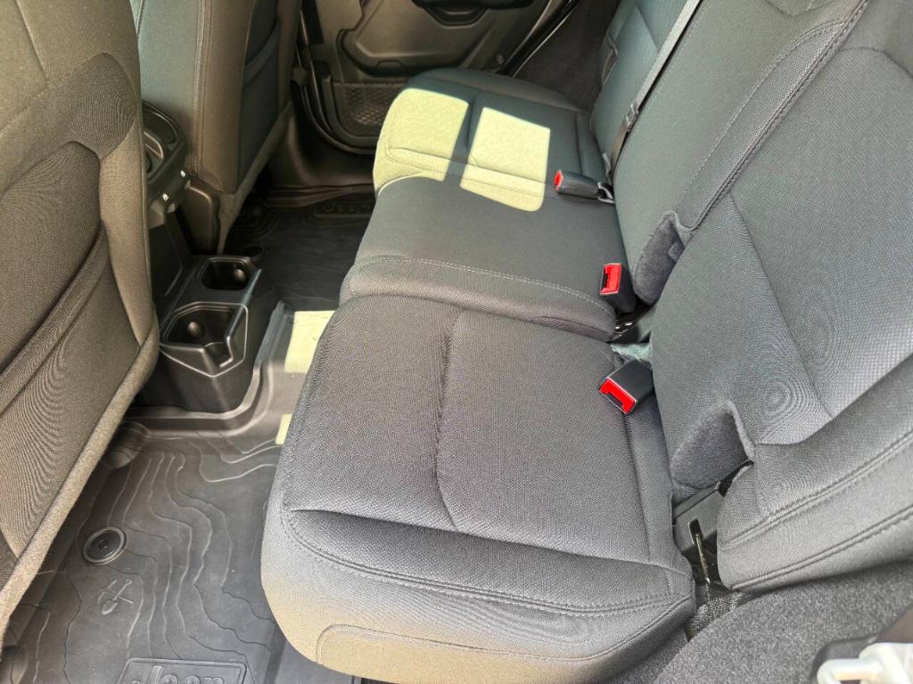 used 2021 Jeep Wrangler Unlimited car, priced at $35,900