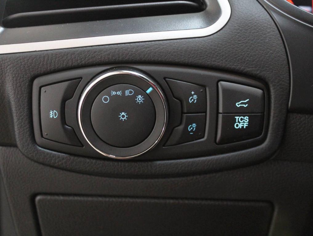 used 2024 Ford Edge car, priced at $33,900