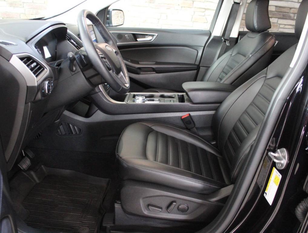used 2024 Ford Edge car, priced at $33,900