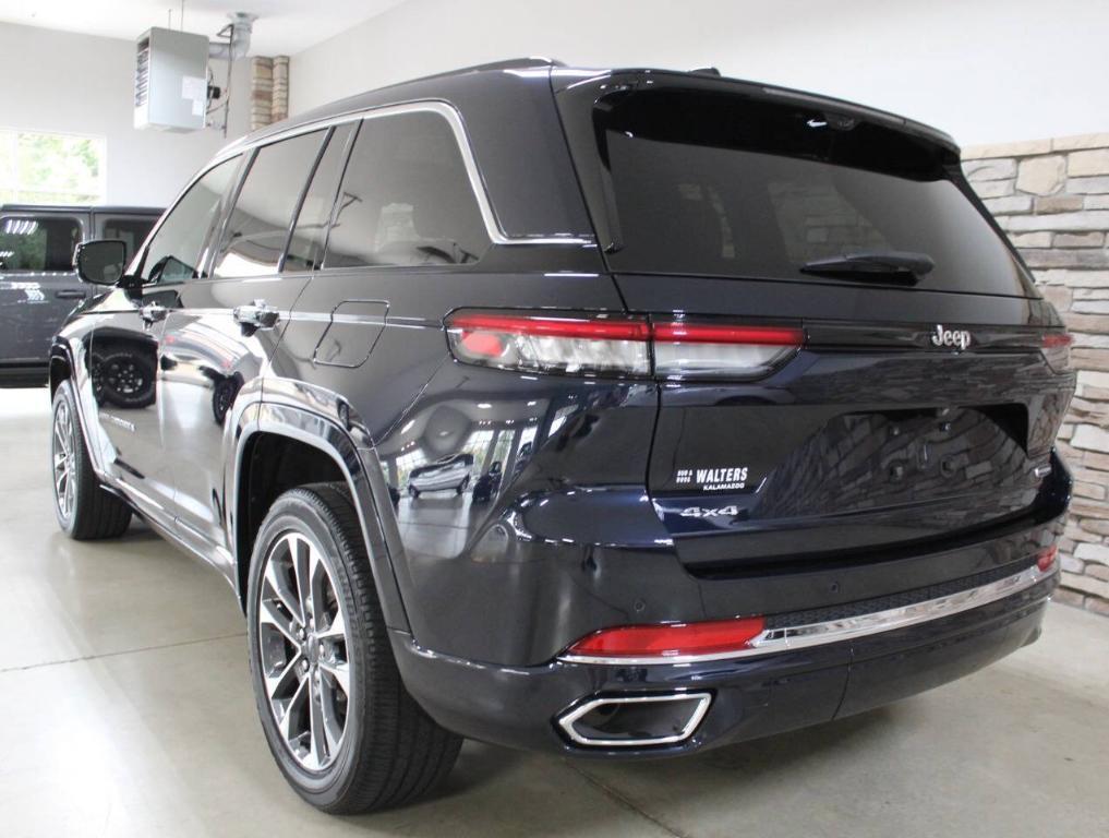 used 2023 Jeep Grand Cherokee car, priced at $45,900