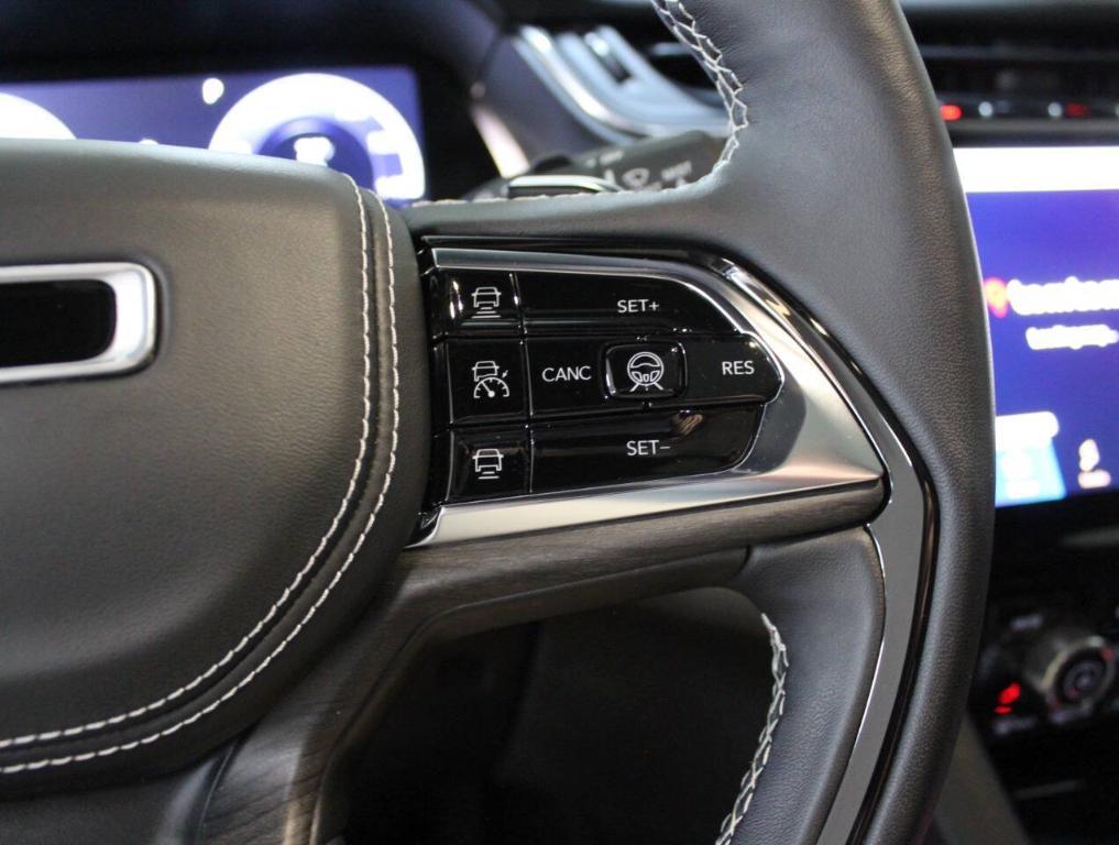 used 2023 Jeep Grand Cherokee car, priced at $45,900